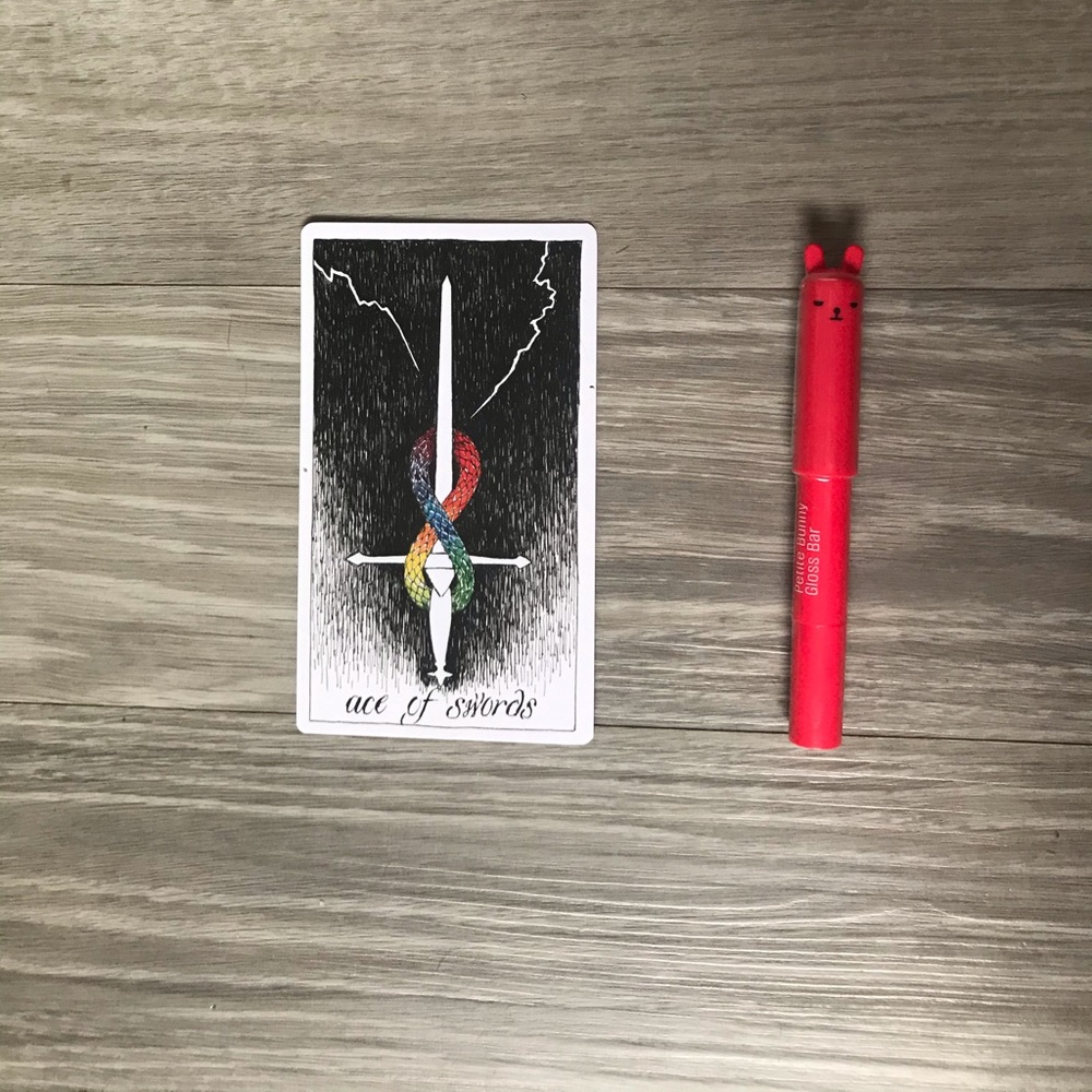 TonyMoly Gloss Bar “04 Juicy Cherry”